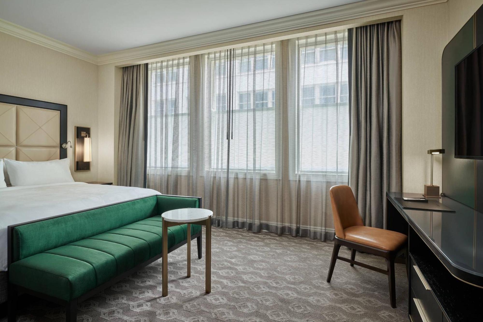Deluxe Zimmer mit Kingsize-Bett